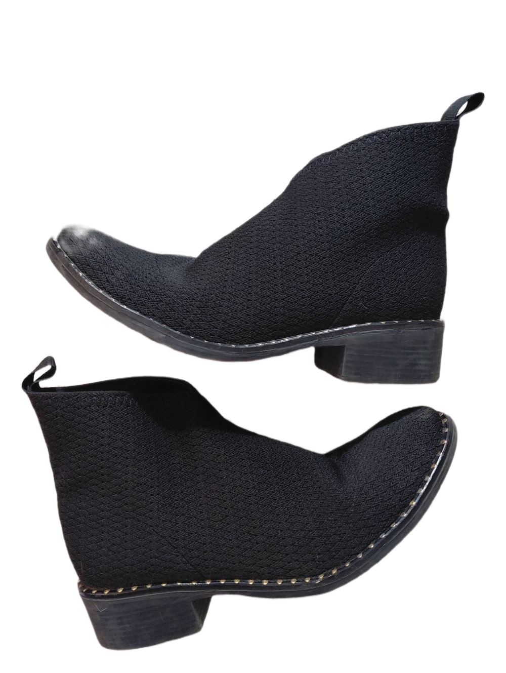 CHARLESTON SHOE CO. Black Knit Ankle Booties Women's Size 9